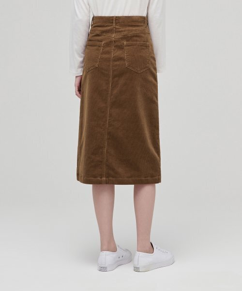 MUSINSA STANDARD WOMAN（ムシンサスタンダードウーマン）の「レディースコーデュロイミディスカート[ライトブラウン]（スカート・レディース・その他・X-SMALL）」の5枚目の写真