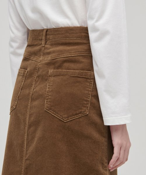 MUSINSA STANDARD WOMAN（ムシンサスタンダードウーマン）の「レディースコーデュロイミディスカート[ライトブラウン]（スカート・レディース・その他・X-SMALL）」の8枚目の写真
