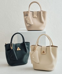 31 Sons de mode（トランテアン　ソン　ドゥ　モード）の「タックハンドバッグ（ハンドバッグ）」