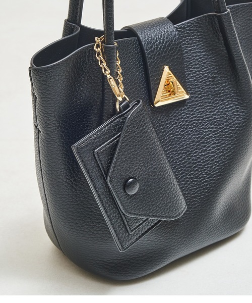 31 Sons de mode（トランテアン　ソン　ドゥ　モード）の「タックハンドバッグ（ハンドバッグ・レディース・ベージュ/ホワイト/ブラック・ﾌﾘ-）」の15枚目の写真