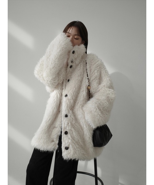 amel（エイメル）の「バイカラーボタンファーコート（その他アウター