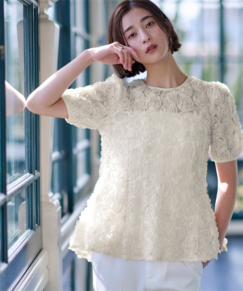 UR'S(ユアーズ)の「フラワーチュールペプラムブラウス(シャツ/ブラウス・レディース・ベージュ/ホワイト・L/M/S)」の12枚目の写真