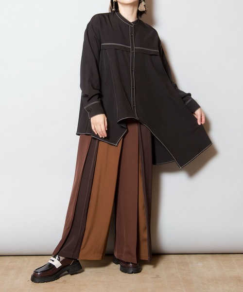 OSMOSIS（オズモーシス）の「アシンメトリーフレアーブラウス（シャツ/ブラウス・レディース・ライトパープル/ブラック/アイボリー・ONE SIZE）」の19枚目の写真