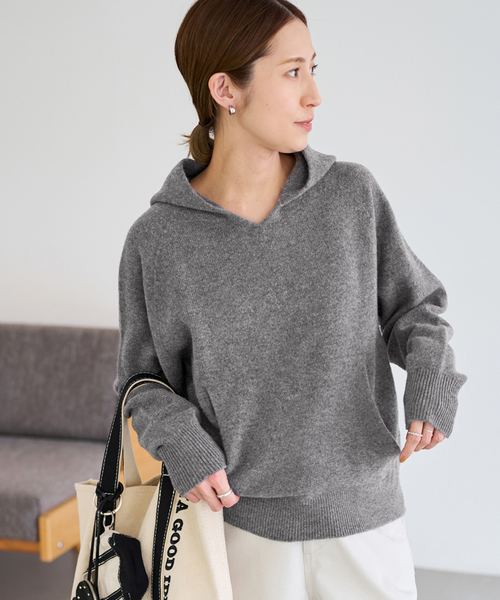 FRAMeWORK（フレームワーク）の「≪追加≫圧縮ウールフードプルオーバー（ニット/セーター・レディース・チャコールグレー/ライトグリーン/ベージュ/ネイビー・FREE）」の9枚目の写真