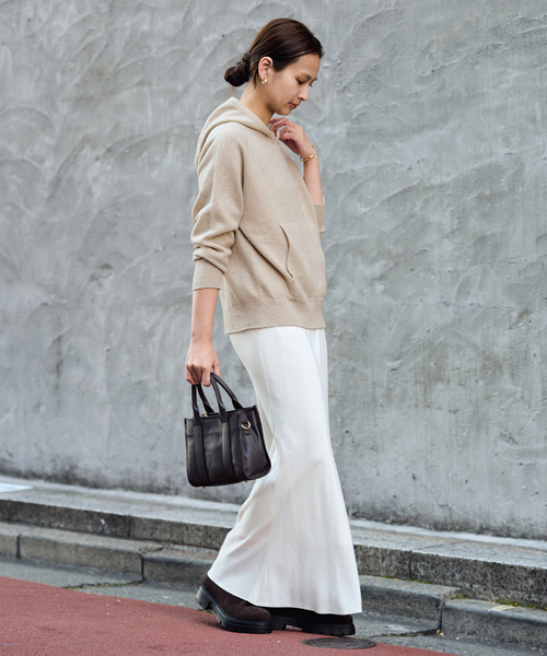 FRAMeWORK（フレームワーク）の「≪追加≫圧縮ウールフードプルオーバー（ニット/セーター・レディース・チャコールグレー/ライトグリーン/ベージュ/ネイビー・FREE）」の22枚目の写真