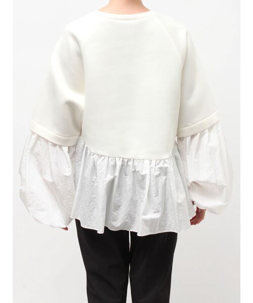 ELENDEEK（エレンディーク）の「タフタペプラムカットソー（Tシャツ/カットソー・レディース・オフホワイト/グレー/ネイビー・FREE）」の20枚目の写真