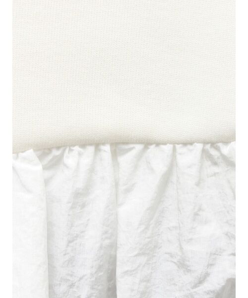 ELENDEEK（エレンディーク）の「タフタペプラムカットソー（Tシャツ/カットソー・レディース・オフホワイト/グレー/ネイビー・FREE）」の4枚目の写真