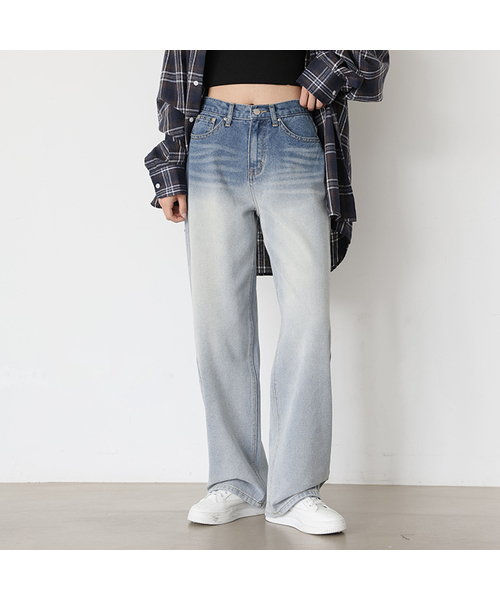GCLIP(ジクリップ)の「ユニークブラシウォッシングワイドストレートジーンズ(デニムパンツ・レディース・ブルー・SMALL/MEDIUM/LARGE/X-LARGE/2XL)」の1枚目の写真