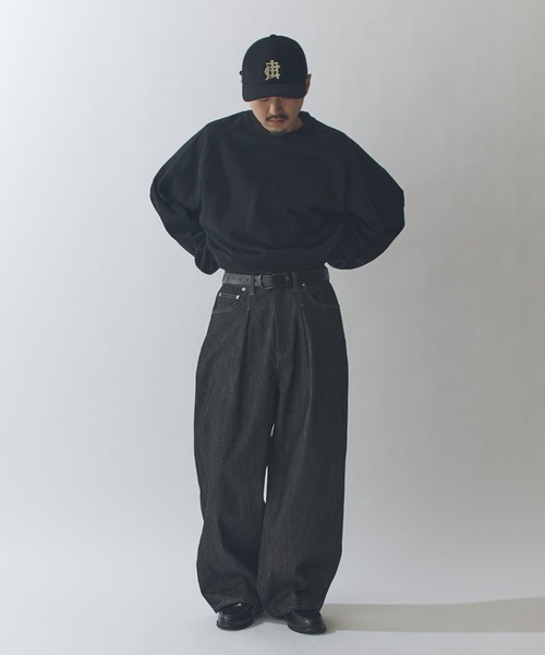 Lui's（ルイス）の「リジットタックバルーンデニムパンツ（デニムパンツ・メンズ・インディゴブルー/ブラック・30/32/34）」の7枚目の写真