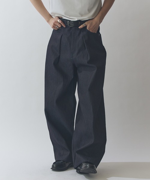 Lui's（ルイス）の「リジットタックバルーンデニムパンツ（デニムパンツ・メンズ・インディゴブルー/ブラック・30/32/34）」の10枚目の写真