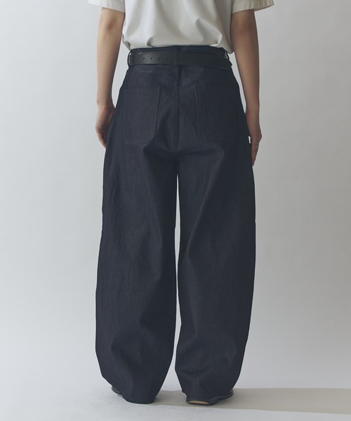 Lui's（ルイス）の「リジットタックバルーンデニムパンツ（デニムパンツ・メンズ・インディゴブルー/ブラック・30/32/34）」の12枚目の写真