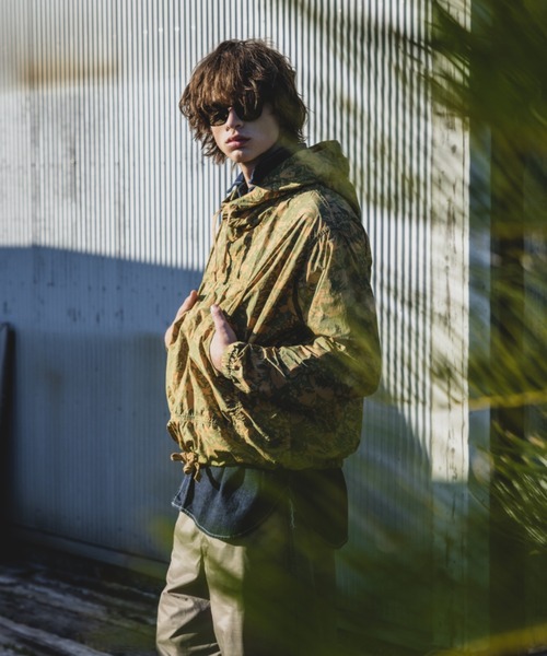 BEAMS PLUS(ビームスプラス)の「MIL Smock Camo Print Garment Dye(ブルゾン・メンズ・イエロー/ブラウン・X-LARGE/LARGE/MEDIUM/SMALL)」の3枚目の写真