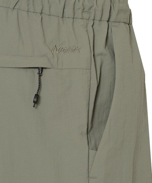 NANGA（ナンガ）の「NYLON TUSSER TRACK PANTS/ナイロンタッサー トラックパンツ（その他パンツ・メンズ・ブラック/カーキ/ネイビー・L/M/S/XL）」の20枚目の写真