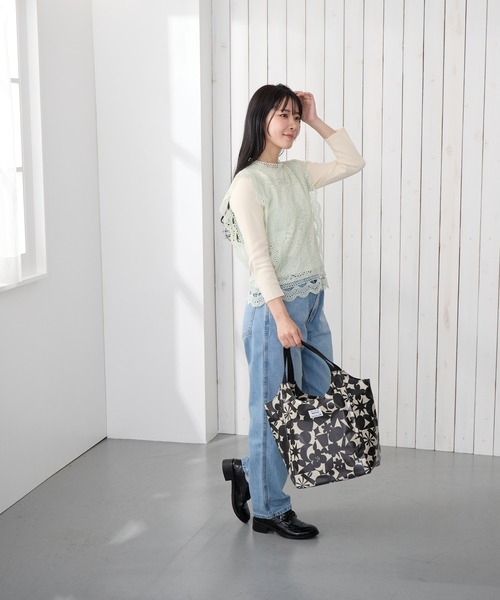 ROOTOTE(ルートート)の「ROOTOTE ルートート EU.ラウンド.ラミネート-S(トートバッグ・レディース・ブラック系/ダークグリーン系・FREE)」の4枚目の写真