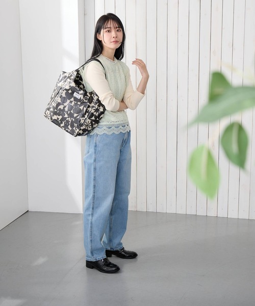 ROOTOTE(ルートート)の「ROOTOTE ルートート EU.ラウンド.ラミネート-S(トートバッグ・レディース・ブラック系/ダークグリーン系・FREE)」の6枚目の写真