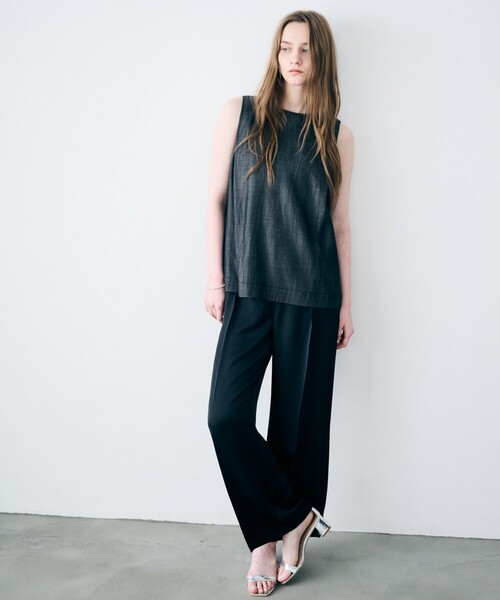 uncrave(アンクレイヴ)の「ライトダブルサテン ワイドパンツ(その他パンツ・レディース・ブラック系/ホワイト系/ダークブラウン系/ベージュ系/ライトグレー系・2/1/0)」の21枚目の写真