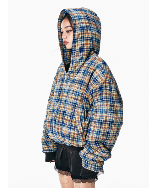 YEEL(ワイイーイーエル)の「CUBIC TARTAN CHECK HOODIE JUMPER GREEN(ダウンジャケット/コート・レディース・その他・S/M)」の2枚目の写真