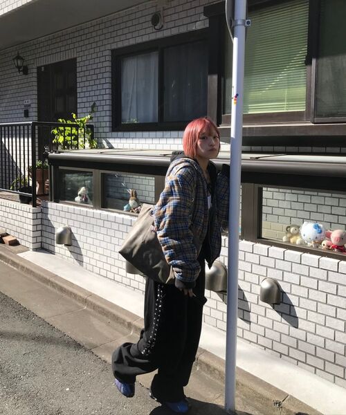 YEEL(ワイイーイーエル)の「CUBIC TARTAN CHECK HOODIE JUMPER GREEN(ダウンジャケット/コート・レディース・その他・S/M)」の6枚目の写真