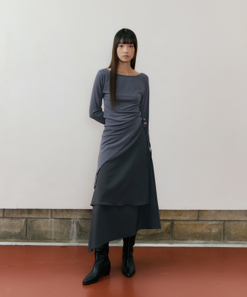REORG(リオルグ)の「REF ROUND NECK OBLIQUE T-SHIRT BLUE GREEN(Tシャツ/カットソー・レディース・その他・FREE)」の1枚目の写真