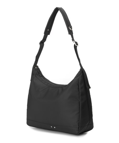 HYPHEN(ハイフン)の「NYLON BIG MESSENGER BAG (B004_BLACK)(メッセンジャーバッグ・メンズ・ブラック・FREE)」の1枚目の写真