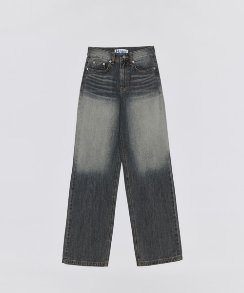 HAINT（ヘイント）の「GRAY STRAIGHT FIT DENIM PANTS（デニムパンツ・レディース・その他・S/M/L）」の2枚目の写真