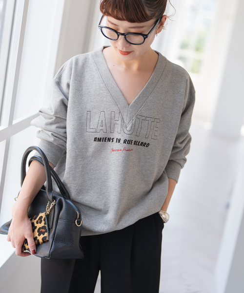 Spick & Span（スピックアンドスパン）の「《別注 / 追加2》La Hutte / ラ ユット Vネックスウェット*（スウェット・レディース・グレー/アイボリー・FREE）」の5枚目の写真