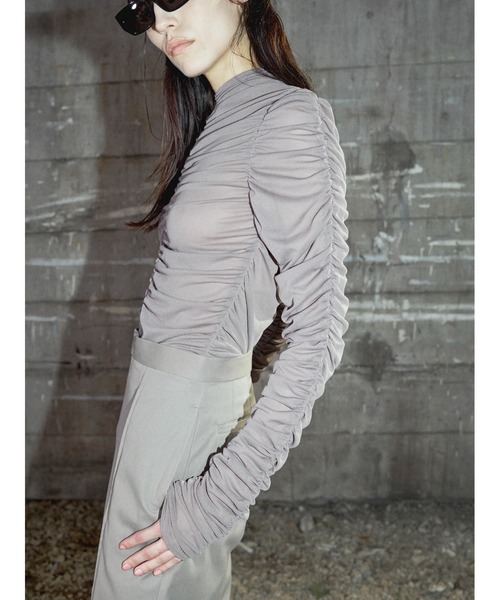 JOHN LAWRENCE SULLIVAN（ジョンローレンスサリバン）の「SEE-THROUGH GATHERED HIGH NECK TOP（スカート・レディース・ブラウン/ベージュ/ブラック・ONE SIZE）」の5枚目の写真