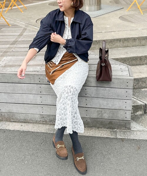 NOLLEY’S Sophi(ノーリーズソフィ)の「ウォッシャブルツイルライトジップアップブルゾン(ブルゾン・レディース・ベージュ/ネイビー・38)」の12枚目の写真