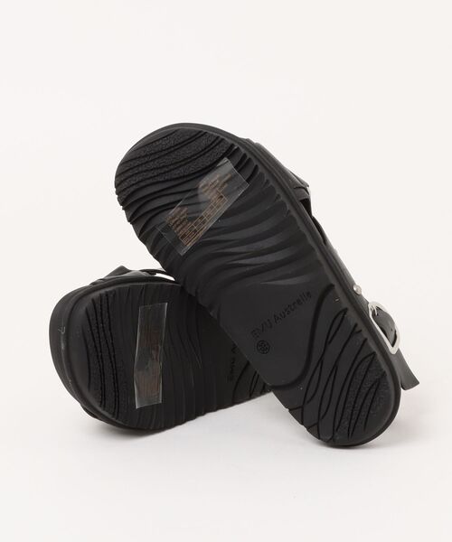 EMU Australia(エミューオーストラリア)の「Faye(サンダル・レディース・ブラウン/ブラック・6/7/8/5/9/10)」の4枚目の写真