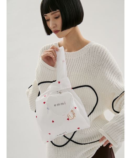 emmi(エミ)の「【HEART】 プリントハートチャーム付きエコバッグ(エコバッグ/サブバッグ・レディース・ネイビー/ボルドー/ホワイト・F)」の8枚目の写真