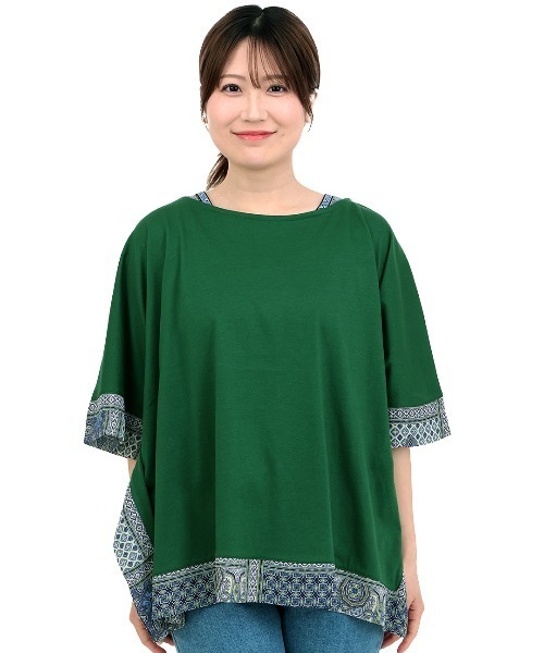 チチカカ(チチカカ)の「柄切替スクエアポンチョ(Tシャツ/カットソー・レディース・ブラック/グリーン/ブラウン/マスタード・FREE)」の10枚目の写真