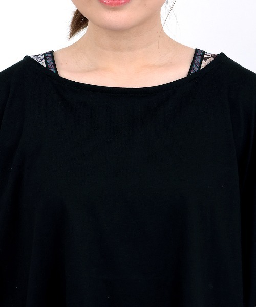 チチカカ(チチカカ)の「柄切替スクエアポンチョ(Tシャツ/カットソー・レディース・ブラック/グリーン/ブラウン/マスタード・FREE)」の15枚目の写真