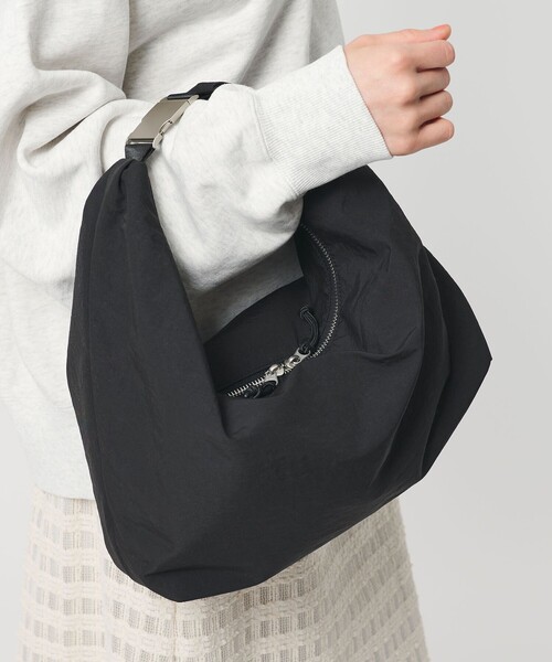BEAUTY&YOUTH UNITED ARROWS（ビューティーアンドユースユナイテッドアローズ）の「メタル バックル 2WAY ショルダーバッグ（ショルダーバッグ・レディース・ブラック/その他1/ワインレッド・FREE）」の6枚目の写真