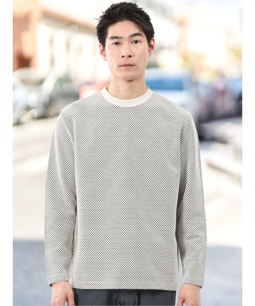 TAKA-Q(タカキュー)の「【綿混 ロンT】タカキュー バーズアイジャガード クルーネック 長袖 Tシャツ(Tシャツ/カットソー・メンズ・ライトグレー/ボルドー/アイボリー/ホワイト×ブラック・LARGE/X-LARGE/MEDIUM)」の2枚目の写真