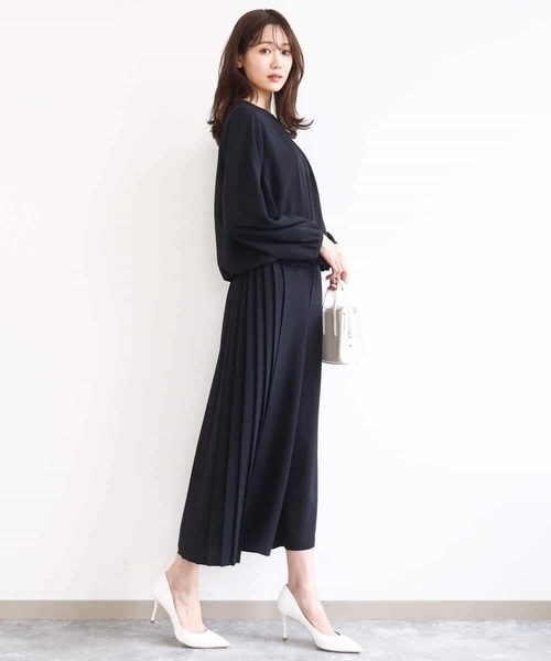 MK MICHEL KLEIN(エムケーミッシェルクラン)の「バルーンヘムブラウス/洗える(シャツ/ブラウス・レディース・グレイッシュブルー/アイボリー/ネイビー・38)」の12枚目の写真