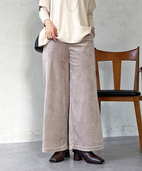 un dix cors（アンディコール）の「ベロアコールワイドパンツ（その他パンツ・レディース・ベージュ/ブラック/チャコールグレー・FREE）」の3枚目の写真