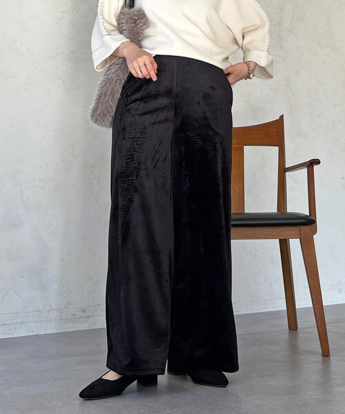 un dix cors（アンディコール）の「ベロアコールワイドパンツ（その他パンツ・レディース・ベージュ/ブラック/チャコールグレー・FREE）」の7枚目の写真