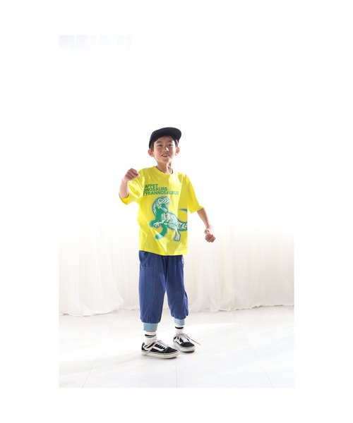 Tappet（タペット）の「恐竜プリントTシャツ（Tシャツ/カットソー・キッズ・イエロー・100cm/110cm/120cm/130cm/140cm/150cm/160cm/90cm）」の2枚目の写真