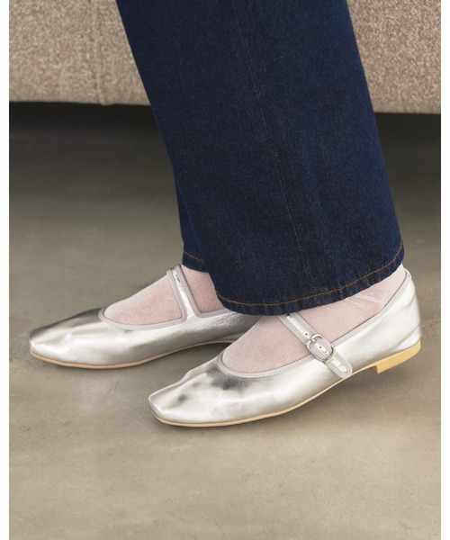 Emma Francis（エマフランシス）の「フラット メリージェーン（パンプス・レディース・オレンジ/ブラック/ブルー/シルバー・24.0cm/23.0cm/22.5cm/23.5cm/22.0cm/25.0cm/24.5cm）」の4枚目の写真