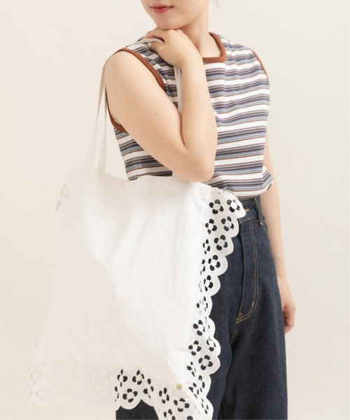 CHILD WOMAN(チャイルドウーマン)の「コットンリネンキャンバス フラワーカットワーク トートBAG(トートバッグ・レディース・ホワイト・FREE)」の10枚目の写真