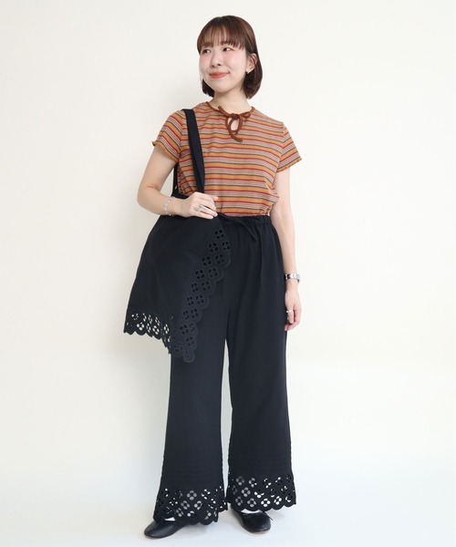 CHILD WOMAN(チャイルドウーマン)の「コットンリネンキャンバス フラワーカットワーク トートBAG(トートバッグ・レディース・ホワイト/ブラック・FREE)」の21枚目の写真