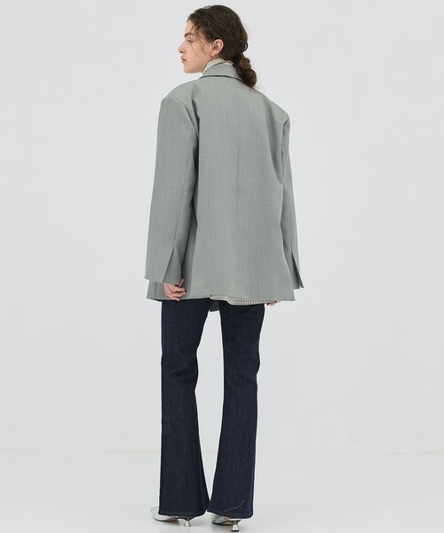 PUBLIC TOKYO（パブリックトウキョウ）の「【2026春新作】ダブルブレストビッグジャケット（テーラードジャケット・レディース・ライトグレー/ネイビー・1/2）」の20枚目の写真