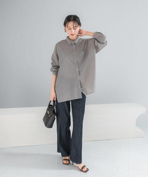 URBAN RESEARCH ROSSO WOMEN（アーバンリサーチ　ロッソ）の「『WEB/一部店舗限定』『UR TECH Smart Linen Touch』イージーリネンオーバーシャツ（シャツ/ブラウス・レディース・ブラウン系その他/ライトピンク/ネイビー・FREE）」の18枚目の写真