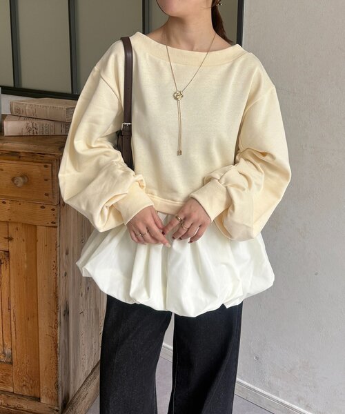 Thevon(ゼボン)の「裾バルーンボートネック裏毛プルオーバー(Tシャツ/カットソー・レディース・グレー/イエロー/ライトグレー・FREE)」の3枚目の写真