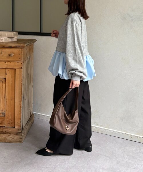 Thevon(ゼボン)の「裾バルーンボートネック裏毛プルオーバー(Tシャツ/カットソー・レディース・グレー/イエロー/ライトグレー・FREE)」の15枚目の写真
