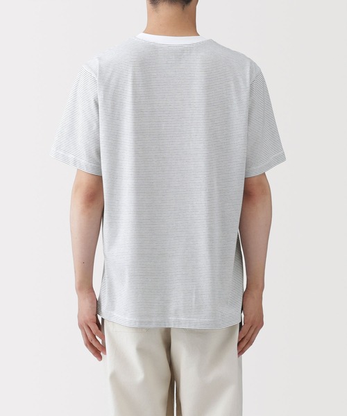 無印良品（ムジルシリョウヒン）の「紳士　天竺編みクルーネック半袖Ｔシャツ（ボーダー）（Tシャツ/カットソー・メンズ・ブラック系1/ブラック系/ホワイト系1/ホワイト系/ブルー系/グレー系・M/S/XL/L）」の9枚目の写真