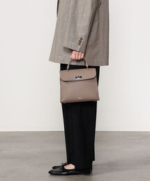 ORCIVAL（オーシバル）の「ORCIVAL | ダブルフェイスレザー ハンドバッグ UNISEX（ハンドバッグ）」