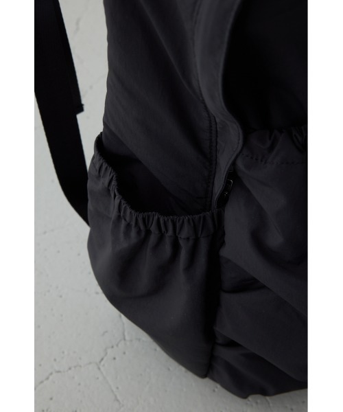 AZUL by moussy(アズールバイマウジー)の「フロントドロストリュック(バックパック/リュック・レディース・ブラック/アイボリー・FREE)」の20枚目の写真