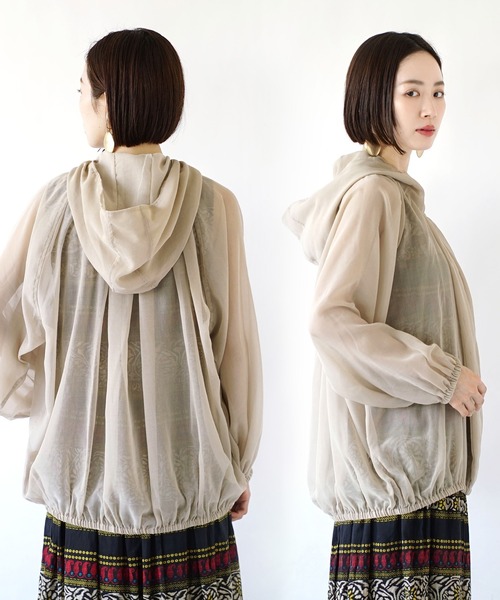 KOBE LETTUCE（コウベレタス）の「シアーブルゾン［フーディー］（ブルゾン・レディース・ブラック/グレイッシュベージュ・フリー）」の12枚目の写真