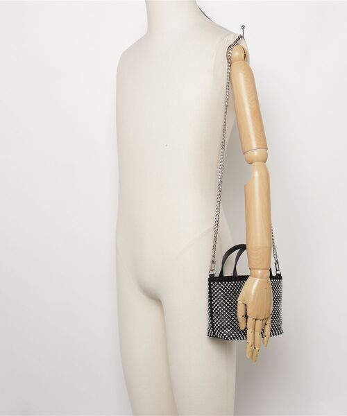 Guess（ゲス）の「TASMIN Mini Tote（トートバッグ・レディース・ブラック・ONE SIZE）」の15枚目の写真